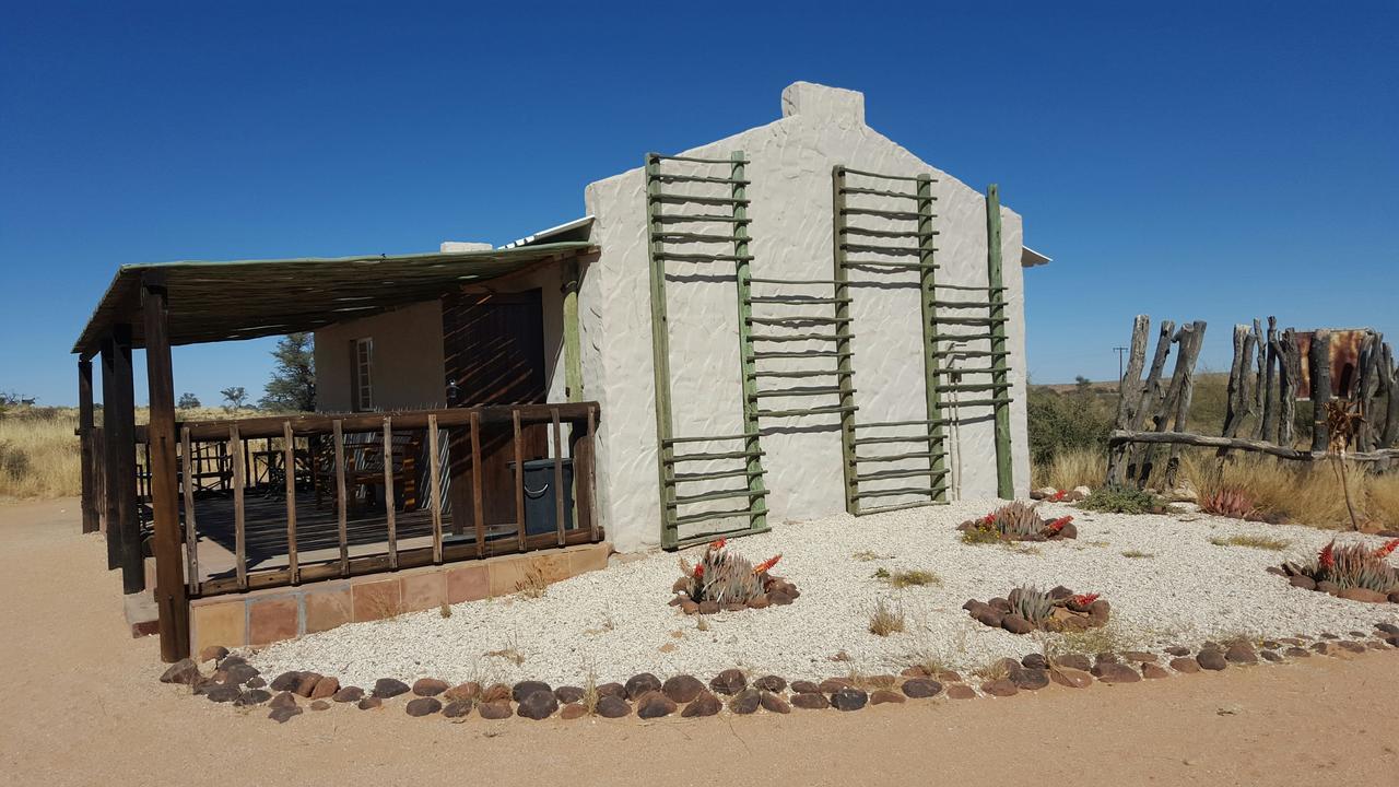 Вилла Loch Maree Guest Farm & Field Camp Askham Экстерьер фото